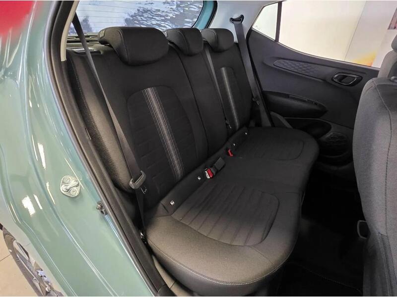 Mangrove Green 2025 Hyundai i10 - Photo 5